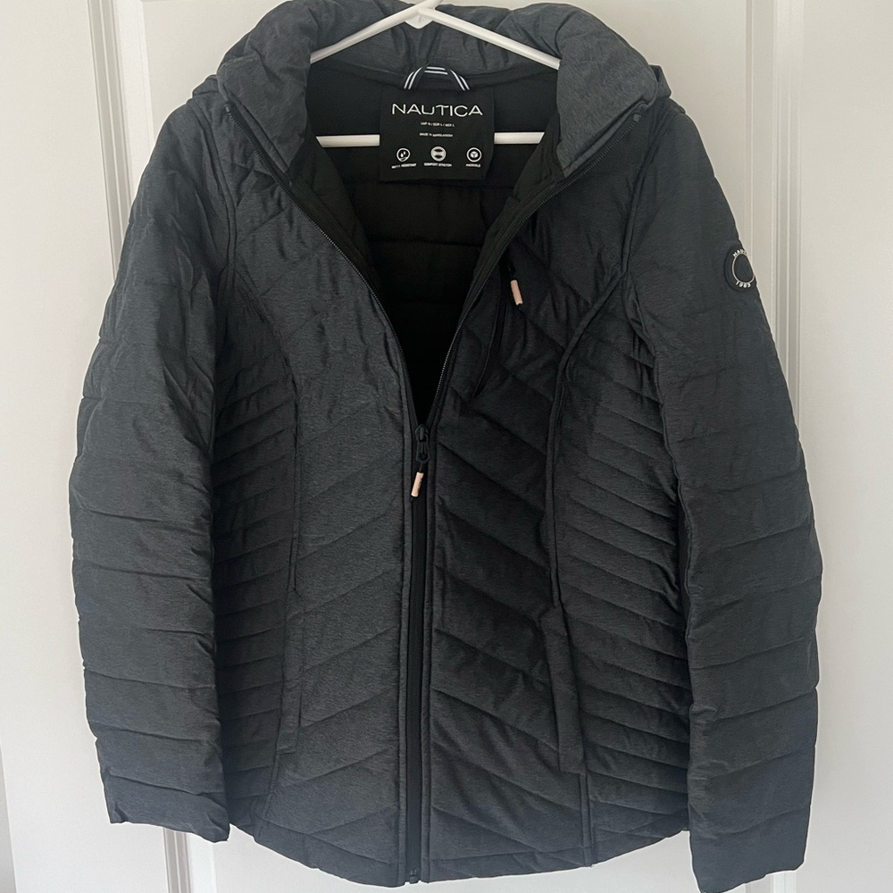 Nautica Women's Dark Gray Packable Puffer Jacket - Picture 4 of 10